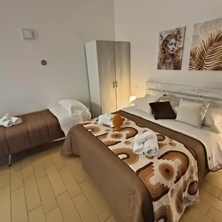 Meithras Homes Guest house *